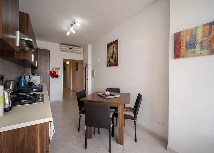 Silver Harbour - 2 Bedrooms, 2 Bathrooms