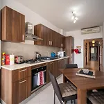 Silver Harbour - 2 Bedrooms, 2 Bathrooms *