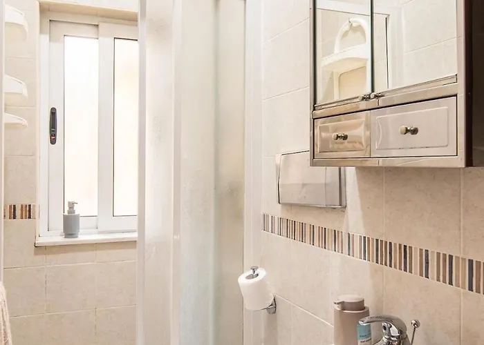 Silver Harbour - 2 Bedrooms, 2 Bathrooms *